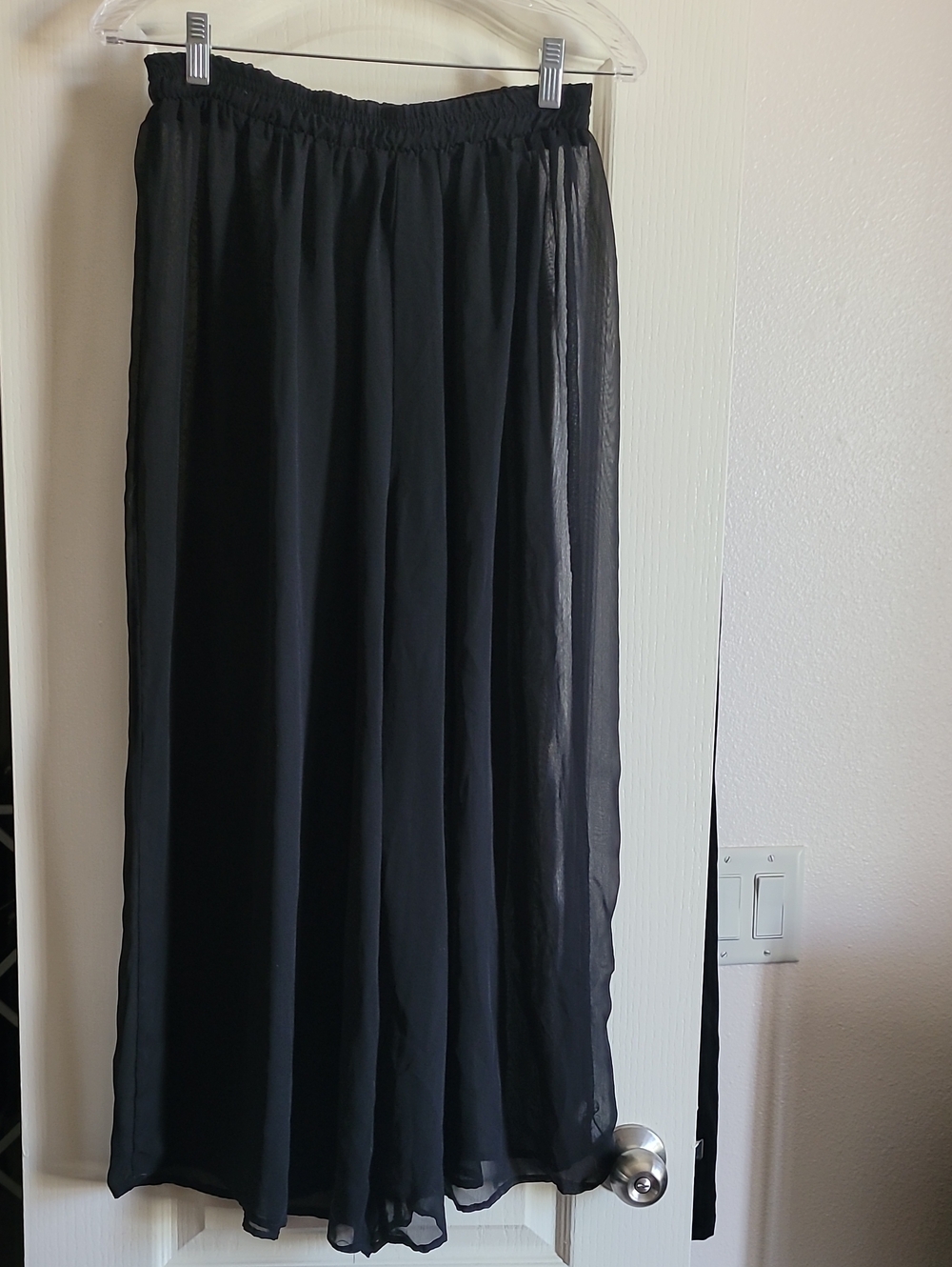 Black Elastic-Waist Chiffon Pant- Women